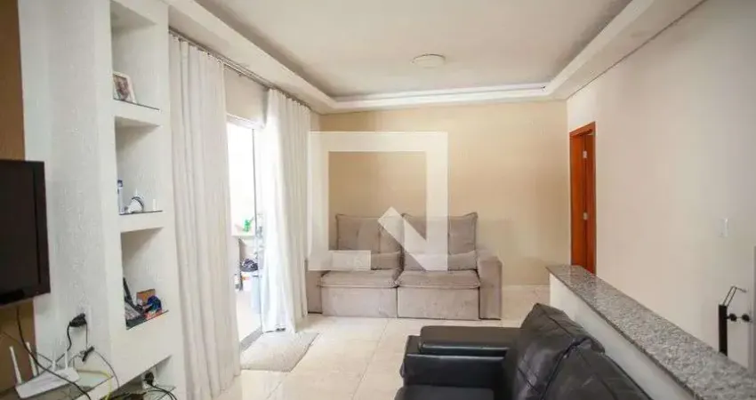 Casa com 4 quartos para alugar na Avenida José dos Santos Diniz, Alvorada, Contagem