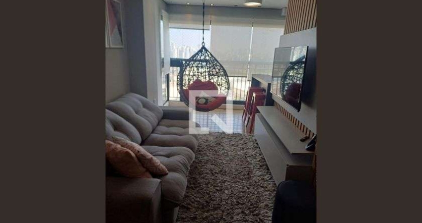 Apartamento com 3 quartos para alugar na Avenida Franz Voegeli, Centro, Osasco