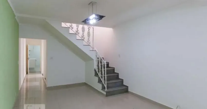 Casa com 4 quartos para alugar na Rua Altinópolis, Água Fria, São Paulo