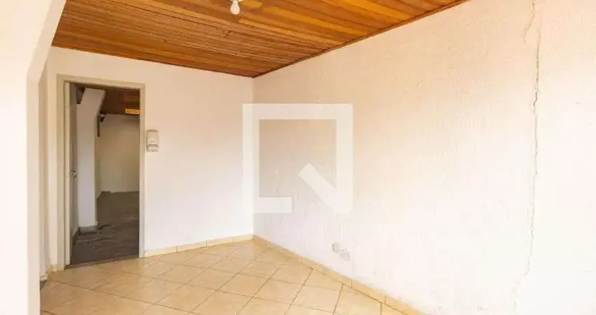 Casa com 4 quartos para alugar na Rua Bartolomé Carducho, Butantã, São Paulo