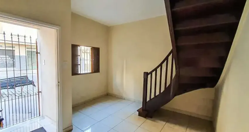 Casa com 2 quartos para alugar na Rua Duílio, Água Branca, São Paulo