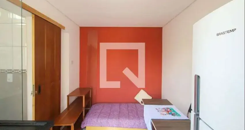 Kitnet / Stúdio para alugar na Rua do Lavrador, Sapopemba, São Paulo