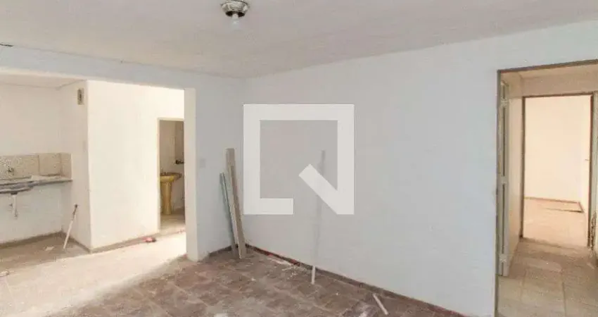 Casa com 2 quartos para alugar na Rua Santo Antônio de Lisboa, Vila Ede, São Paulo