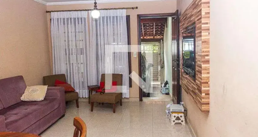 Casa com 2 quartos para alugar na Rua José Rufino da Silva, Interlagos, São Paulo