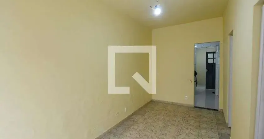 Casa com 2 quartos para alugar na Rua Nossa Senhora de Lourdes, Grajaú, Rio de Janeiro