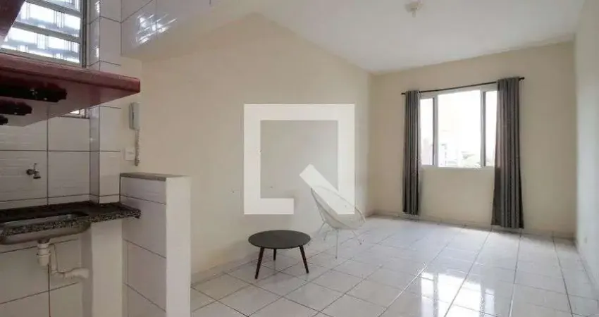 Kitnet / Stúdio para alugar na Rua Vitória, Centro, São Paulo