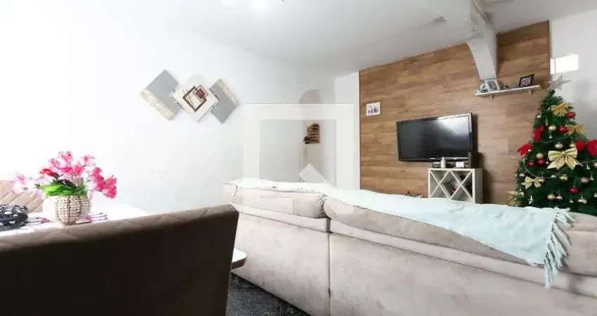 Casa com 3 quartos para alugar na Rua Flor das Almas, Itaquera, São Paulo