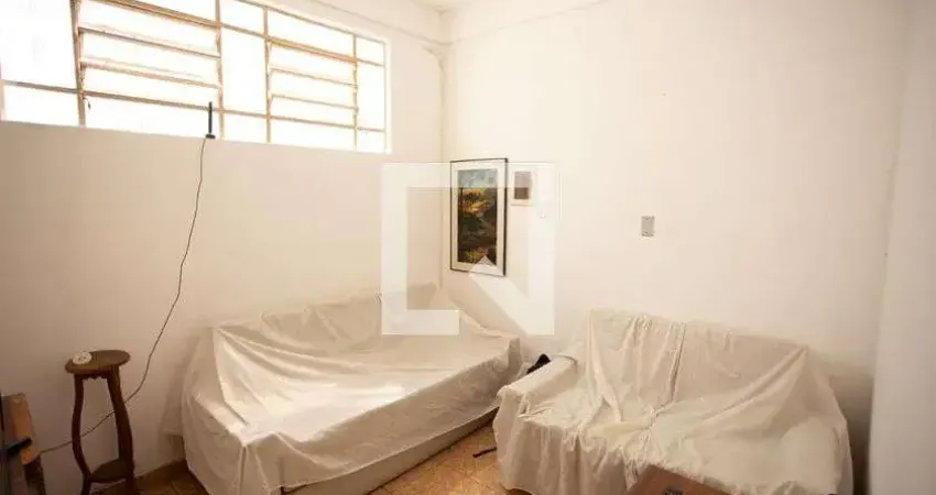 Casa com 2 quartos para alugar na Rua Antônio Carvalhais, Mandaqui, São Paulo