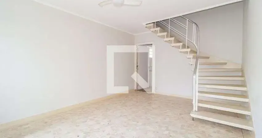 Casa com 2 quartos para alugar na Travessa Maria Nazaré Listo, Brás, São Paulo