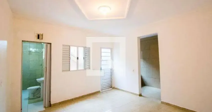 Casa com 1 quarto para alugar na Rua Miguel Galindo Navarro, Parque São Vicente, Mauá