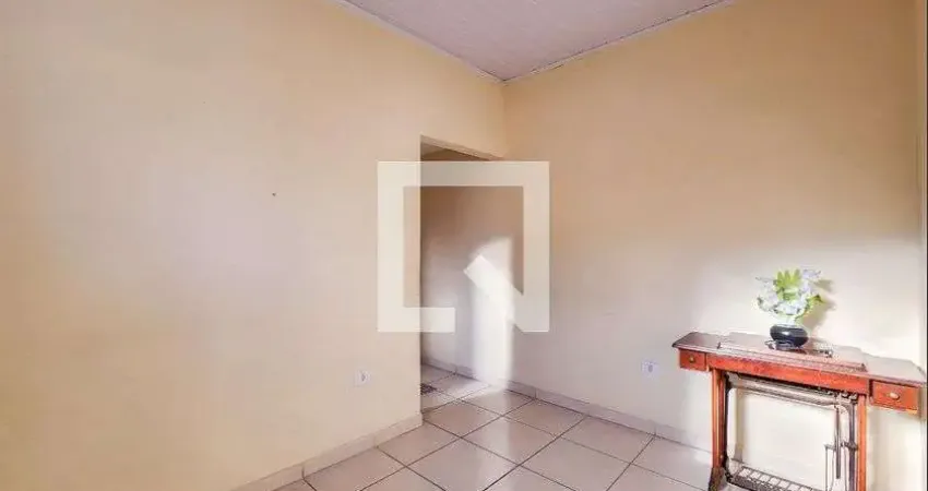 Casa com 1 quarto para alugar na Rua Juca Azevedo, Centro, Jacareí