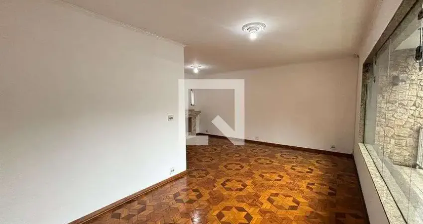 Casa com 3 quartos para alugar na Avenida Utinga, Utinga, Santo André