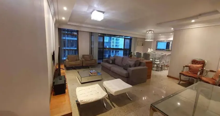 Apartamento com 4 quartos para alugar na Rua Pereira Nunes, Ingá, Niterói