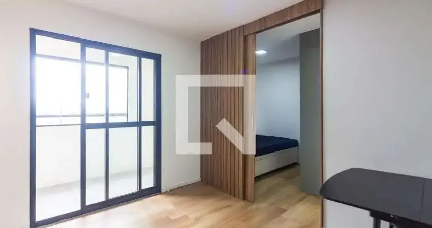 Apartamento com 2 quartos para alugar na Rua André Rovai, Centro, Osasco