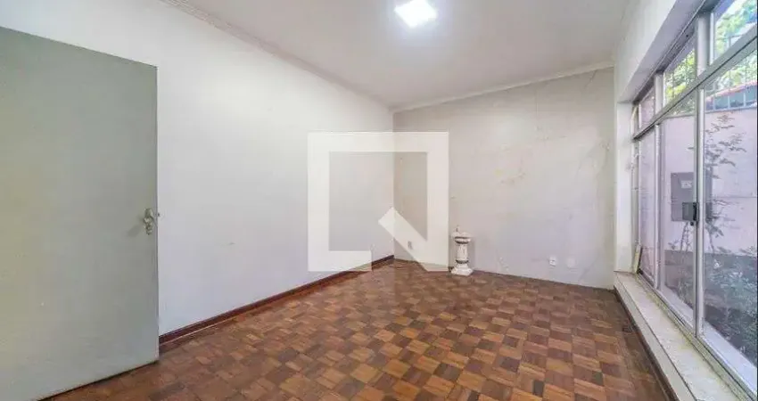 Casa com 3 quartos para alugar na Rua Joaquim Távora, Centro, Santo André