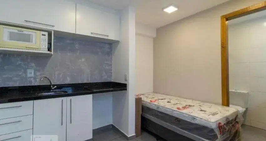 Casa com 1 quarto para alugar na Rua Nova dos Portugueses, Santana, São Paulo