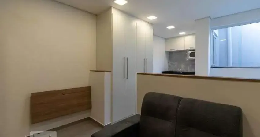 Casa com 1 quarto para alugar na Rua Nova dos Portugueses, Santana, São Paulo