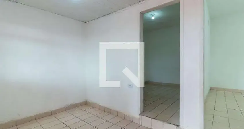 Casa com 1 quarto para alugar na Rua Juvenal Fontes, Itaquera, São Paulo