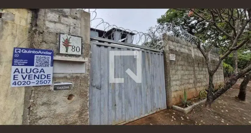 Casa com 2 quartos para alugar na Alameda Canadá, Lundcéia, Lagoa Santa