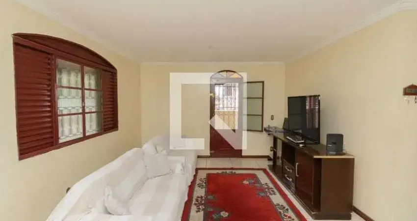 Casa com 3 quartos para alugar na Rua Norberto Mayer, Eldorado, Contagem