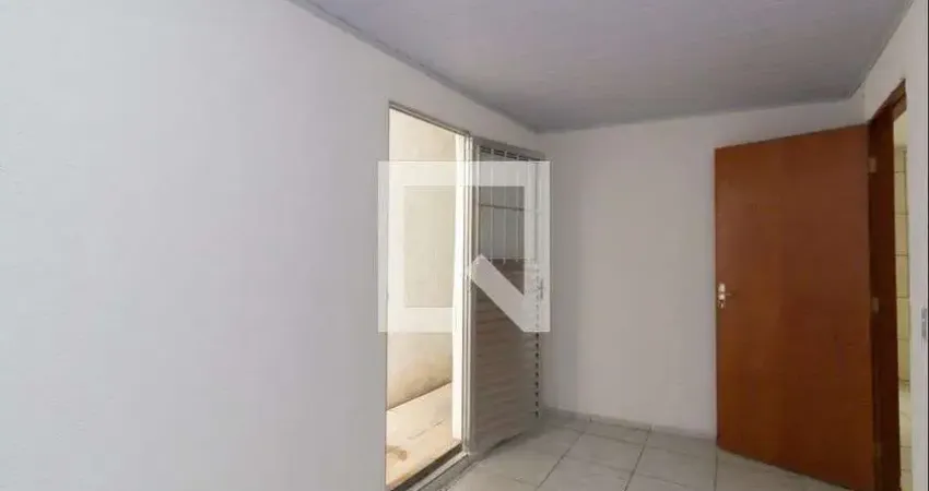 Casa com 1 quarto para alugar na Rua Liderança, Itaquera, São Paulo