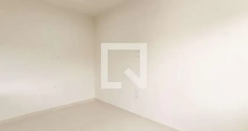 Casa com 2 quartos para alugar na Rua Júlia Roxo, Vila Sabrina, São Paulo