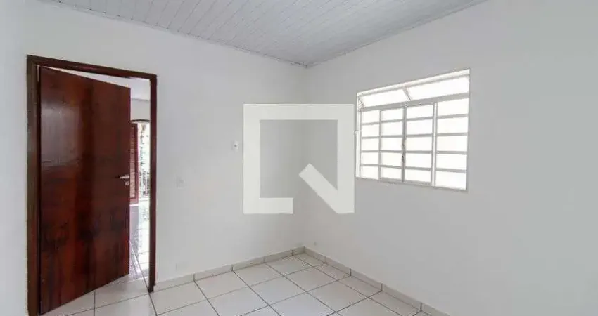 Casa com 1 quarto para alugar na Via de Pedestre Jasmin Azul, Vila Mazzei, São Paulo