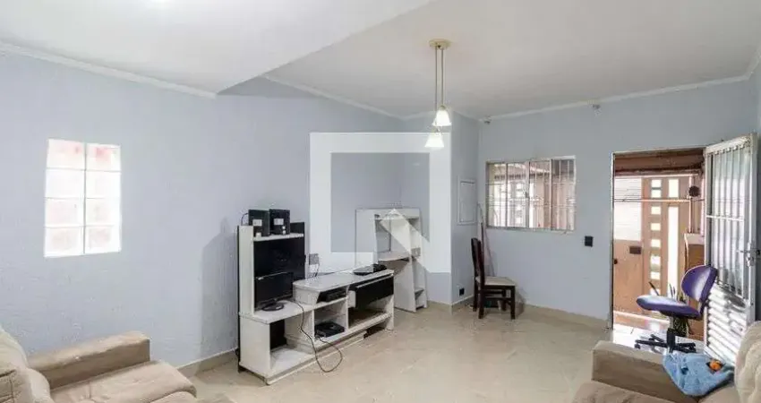 Casa com 2 quartos para alugar na Rua Arraial da Anta, Itaquera, São Paulo