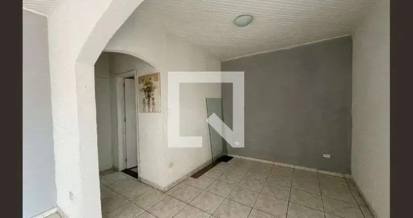 Casa com 2 quartos para alugar na Rua Tupi, Jardim Rosalina, Cotia