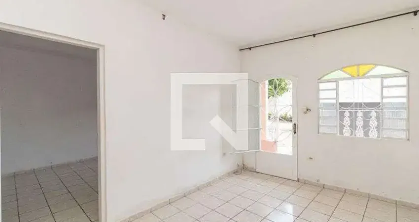 Casa com 1 quarto para alugar na Avenida Maria Ribeiro de Jesus, Vila Santos, São Paulo