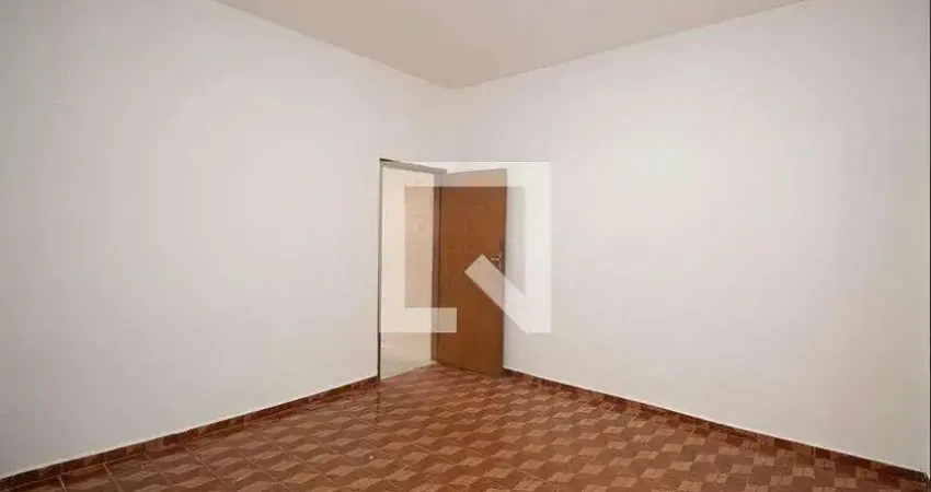 Casa com 2 quartos para alugar na Rua Borges, Vila Gustavo, São Paulo