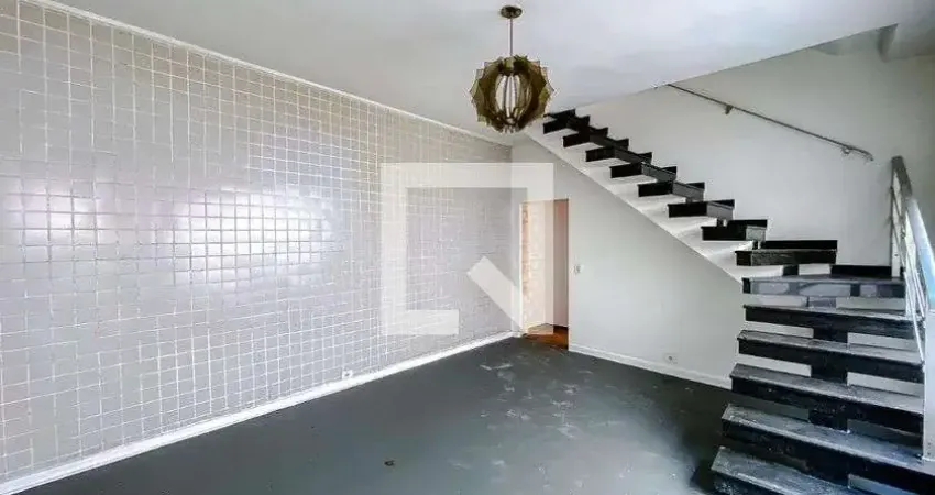 Casa com 2 quartos para alugar na Alameda Rubião Júnior, Mooca, São Paulo