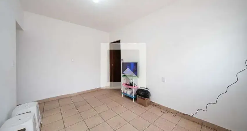 Casa com 2 quartos para alugar na Rua Crubixas, Cangaíba, São Paulo