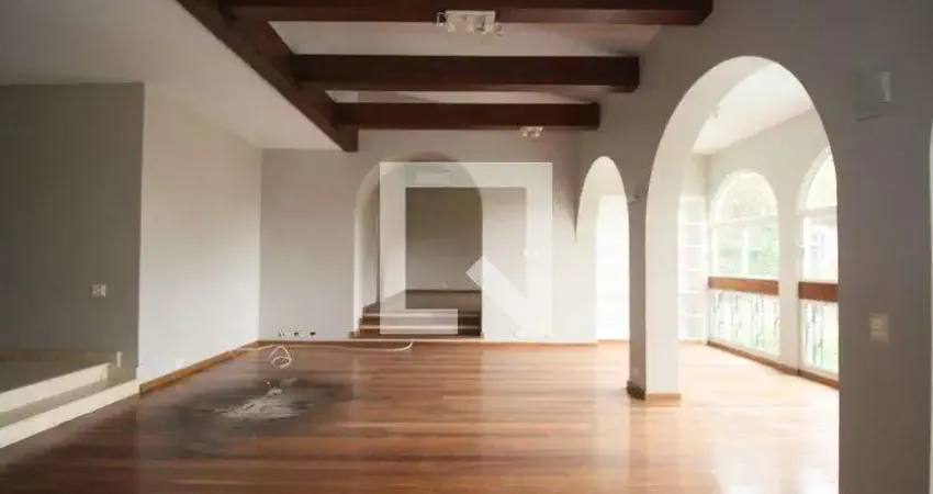 Casa com 3 quartos para alugar na Rua Doutor Roberto Moreira, Morumbi, São Paulo