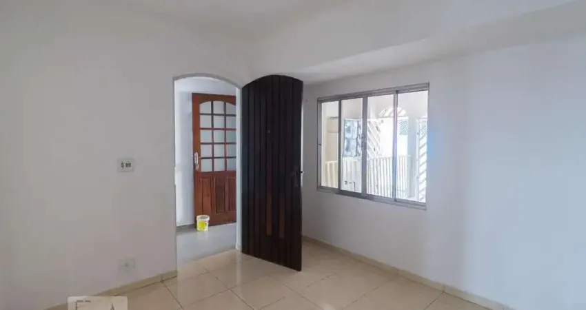 Casa com 2 quartos para alugar na Rua Nonoai, Cangaíba, São Paulo