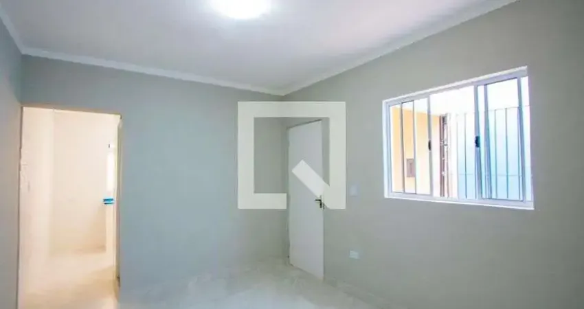 Casa com 1 quarto para alugar na Rua Januário Daniel, Vila Luzita, Santo André
