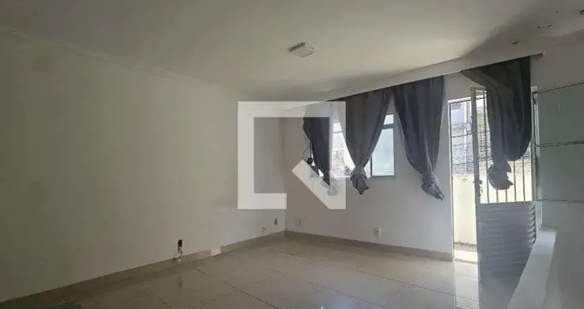 Casa com 2 quartos para alugar na Rua Aurélio Rodrigues da Silva, Caixa D'Água, Salvador