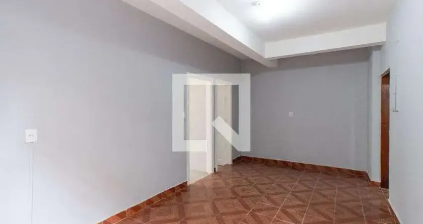 Casa com 2 quartos para alugar na Rua Manajeru, Vila Ede, São Paulo