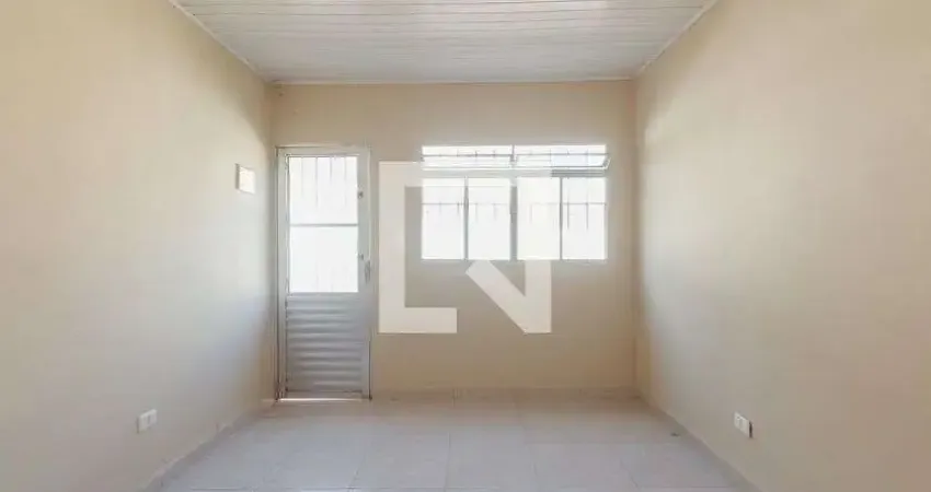 Casa com 2 quartos para alugar na Rua Professor Miguel Russiano, Tatuapé, São Paulo