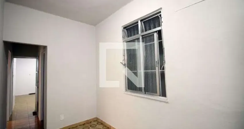 Casa com 3 quartos para alugar na Rua Apia, Irajá, Rio de Janeiro