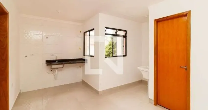 Casa com 2 quartos para alugar na Rua Paulo de Faria, Vila Gustavo, São Paulo