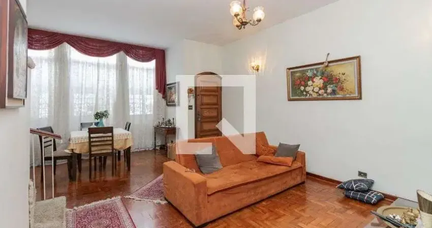 Casa com 3 quartos para alugar na Rua Pergentino de Freitas, Campo Belo, São Paulo