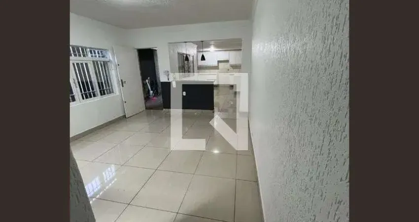 Casa com 3 quartos para alugar na Rua Poloni, Vila Ema, São Paulo