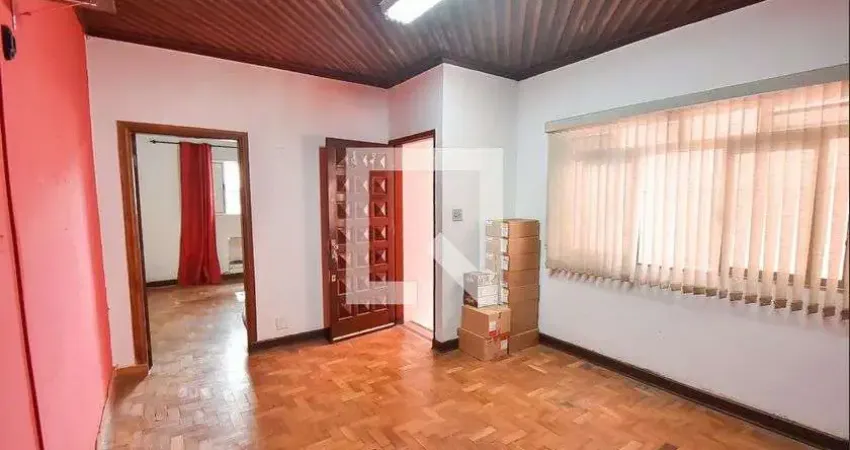 Casa com 2 quartos para alugar na Rua Lino Coutinho, Ipiranga, São Paulo