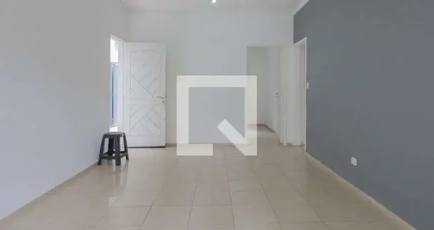 Casa com 2 quartos para alugar na Rua dos Bandeirantes, Vila Bocaina, Mauá