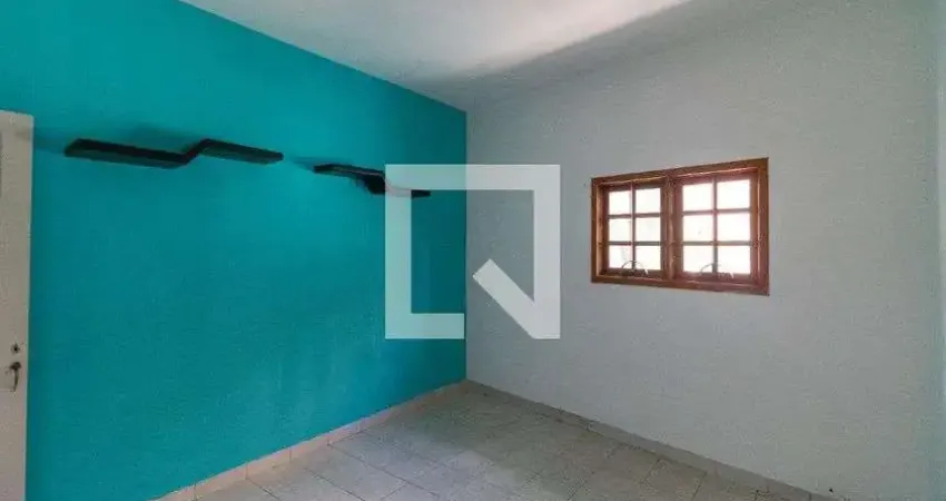 Casa com 2 quartos para alugar na Rua Pio XI, Alto da Lapa, São Paulo