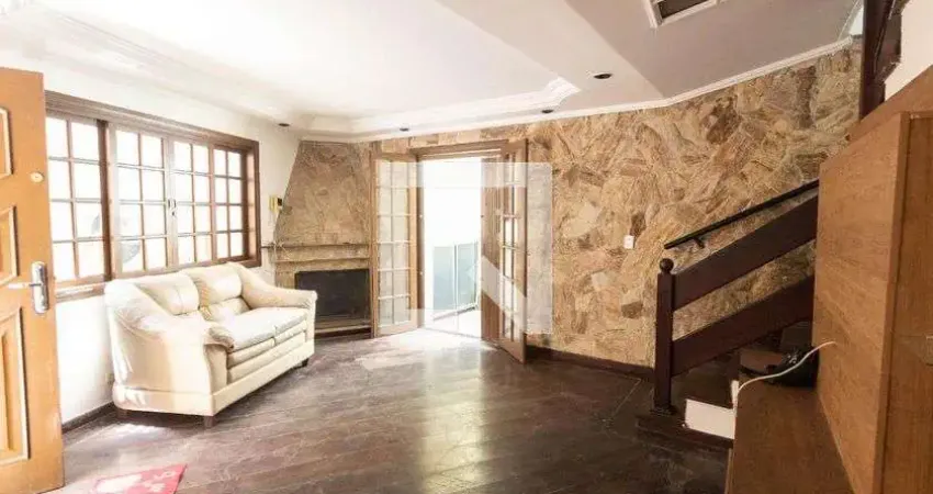 Casa com 3 quartos para alugar na Rua Doutor Gabriel Nicolau, Santana, São Paulo