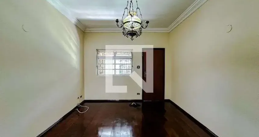 Casa com 2 quartos para alugar na Rua Guarei, Mooca, São Paulo