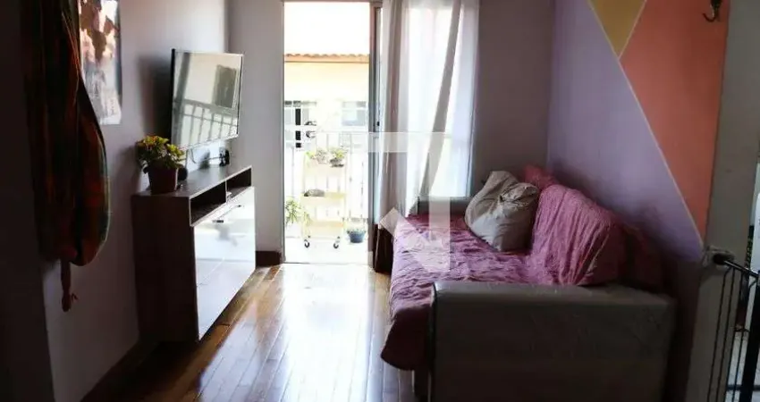 Apartamento com 2 quartos para alugar na Rua das Carmelitas, Centro, Cotia