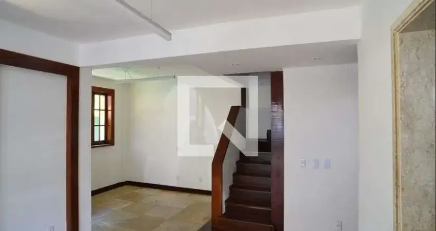 Casa / sobrado em condomínio para aluguel - jardim oceânico, 4 quartos, 180 m² - rio de janeiro